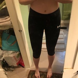 NWOT under armour Capri